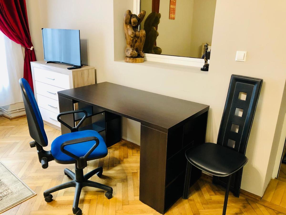 Ultra-Central Apartment Just In Union Squere Timisoara Ngoại thất bức ảnh