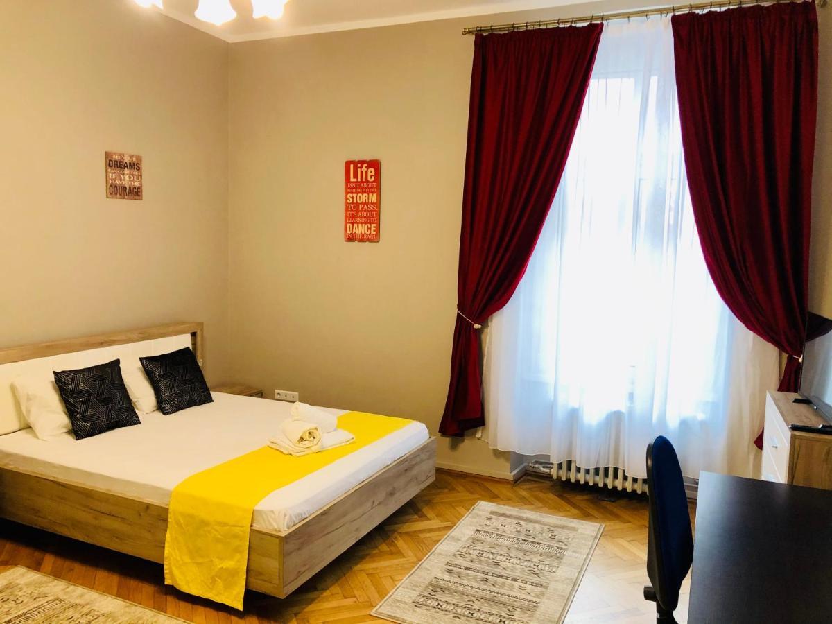 Ultra-Central Apartment Just In Union Squere Timisoara Ngoại thất bức ảnh