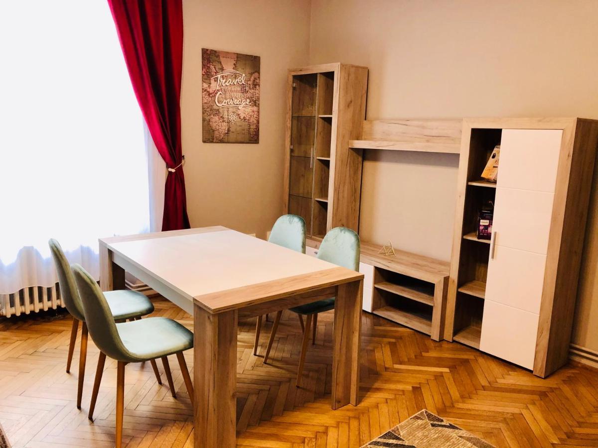 Ultra-Central Apartment Just In Union Squere Timisoara Ngoại thất bức ảnh