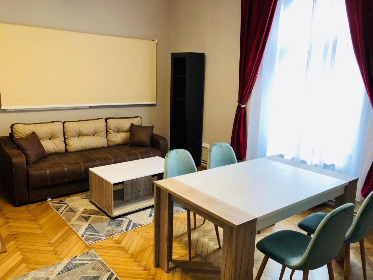 Ultra-Central Apartment Just In Union Squere Timisoara Ngoại thất bức ảnh